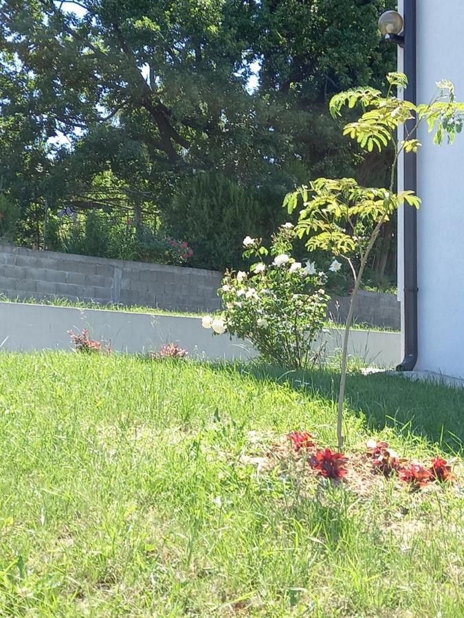 Fruskogorska Idila Apartmani Vrdnik Dış mekan fotoğraf