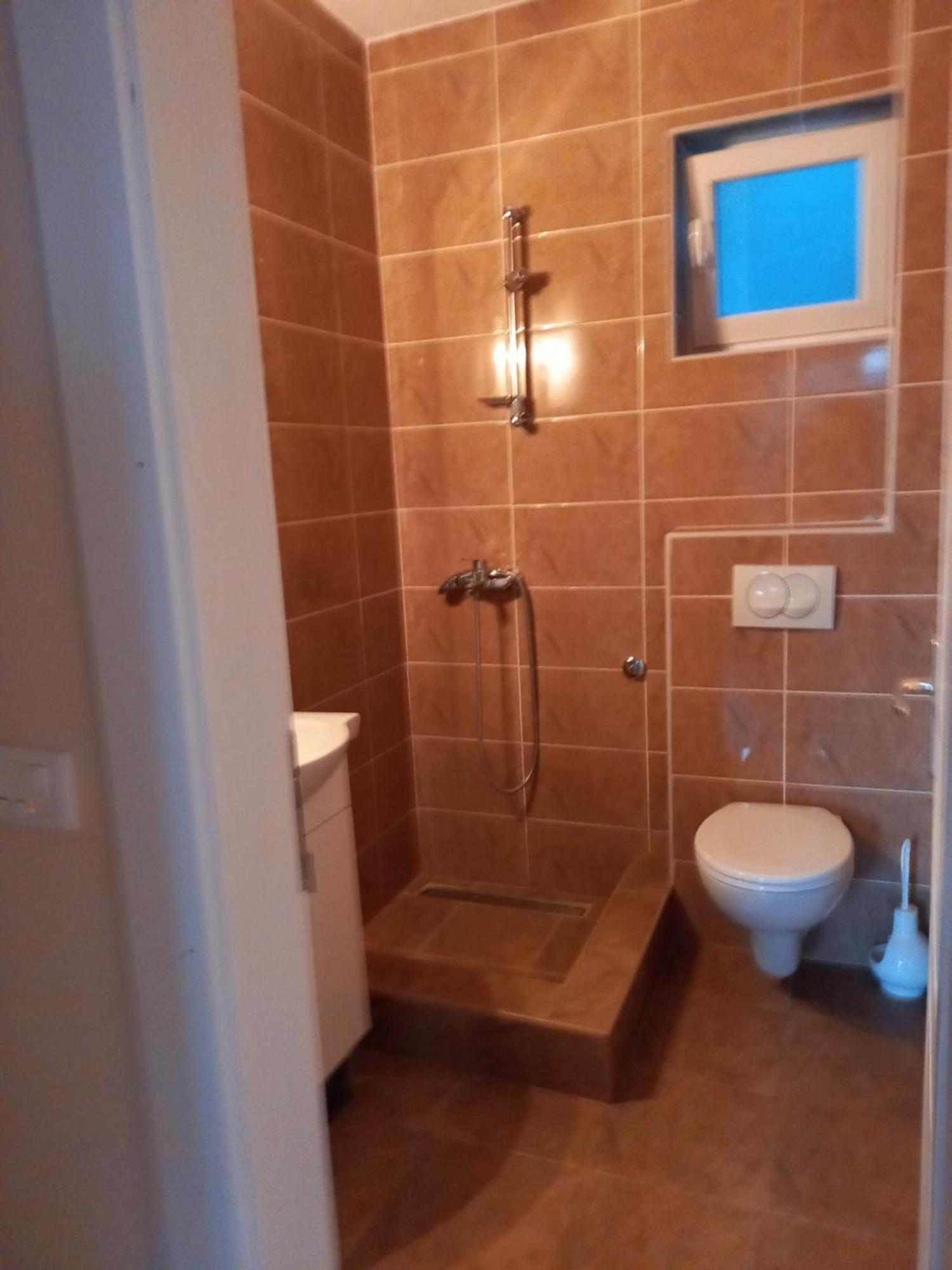 Fruskogorska Idila Apartmani Vrdnik Oda fotoğraf