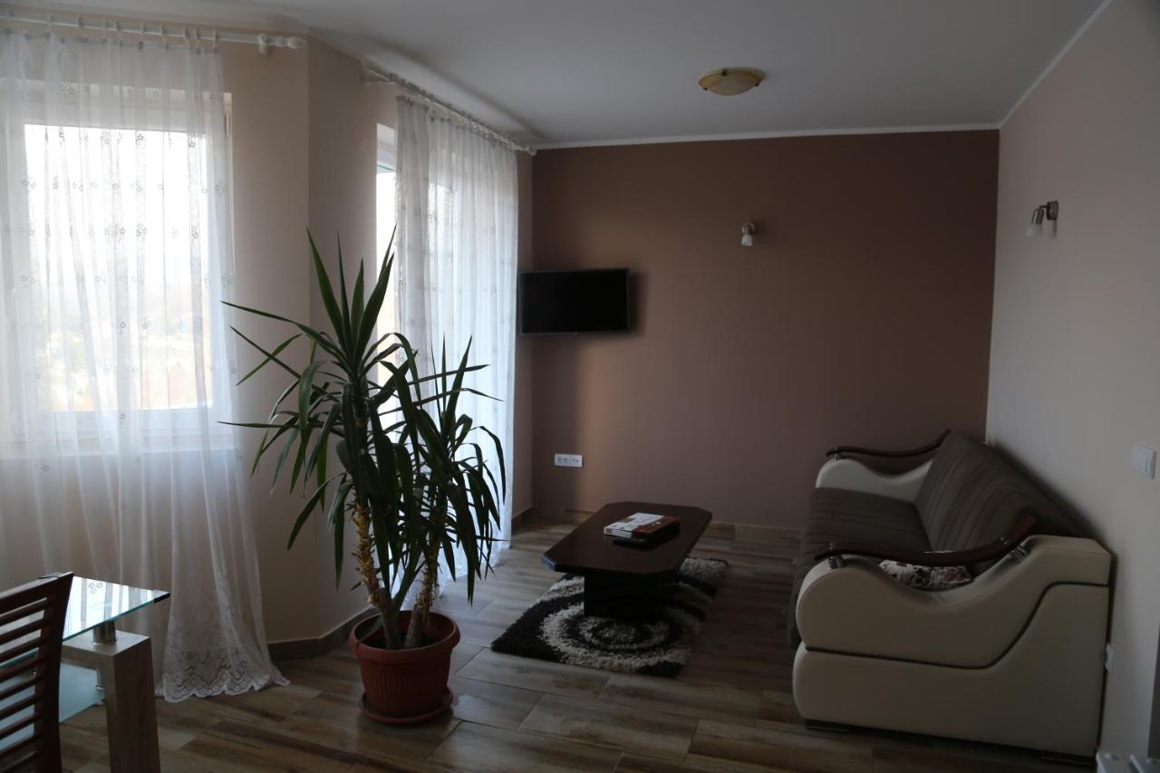 Fruskogorska Idila Apartmani Vrdnik Dış mekan fotoğraf