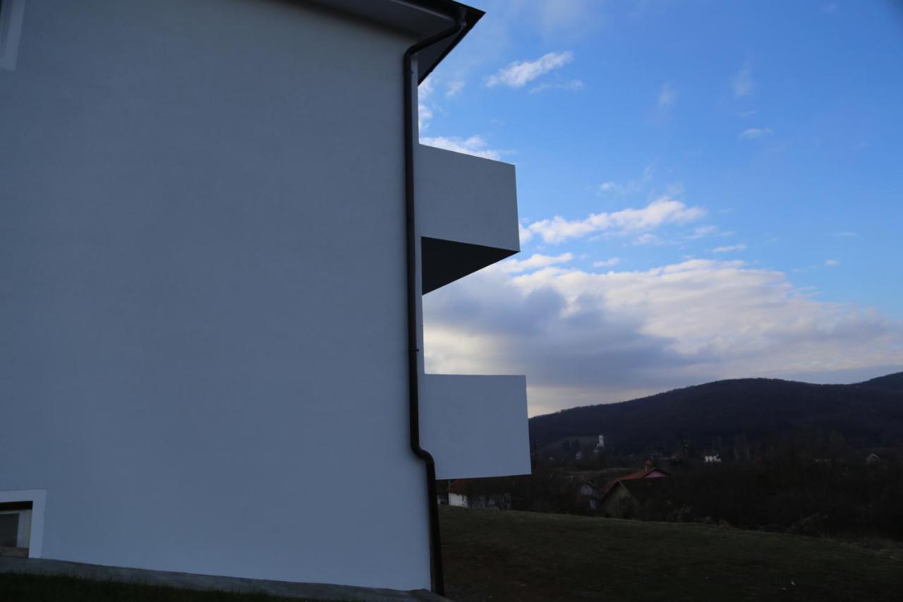 Fruskogorska Idila Apartmani Vrdnik Dış mekan fotoğraf